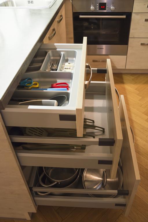 Modern Apartment Všehrdova Praag Buitenkant foto