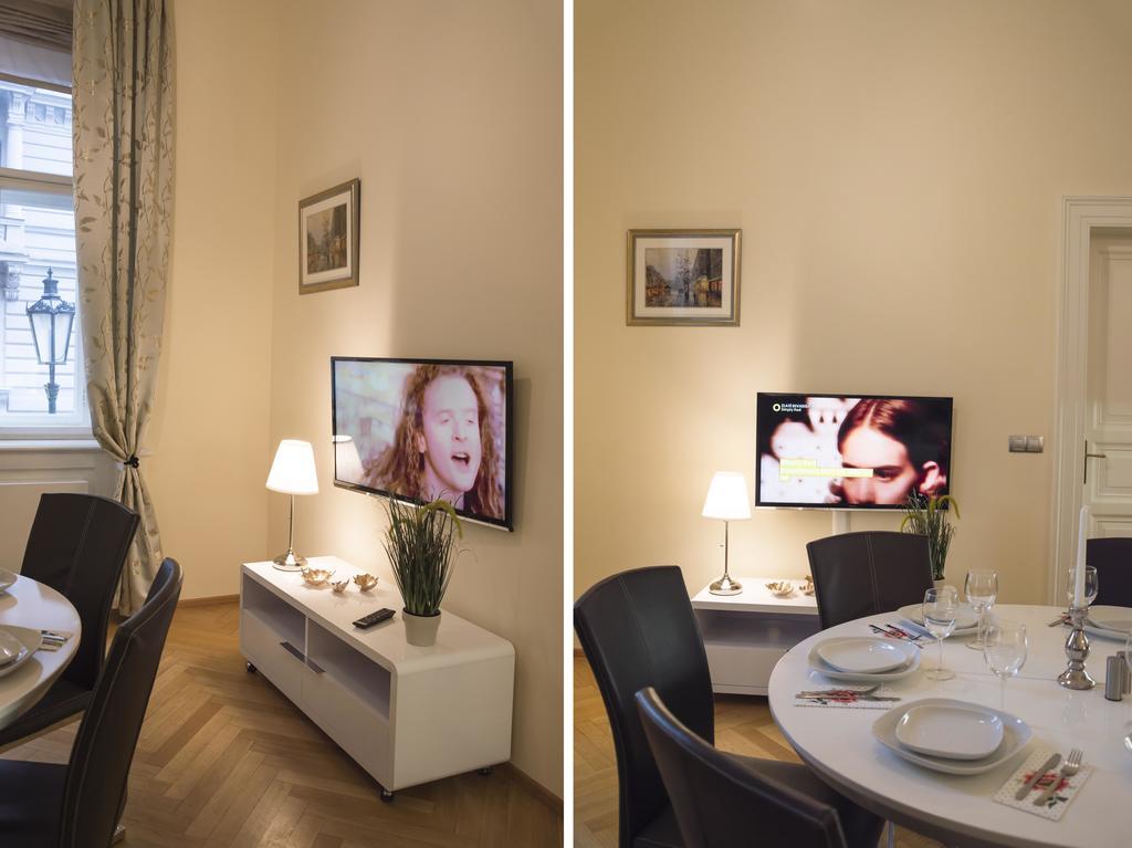 Modern Apartment Všehrdova Praag Buitenkant foto
